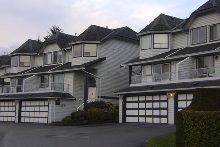 1015-Fraserview-strata-painting-trim-coquitlam